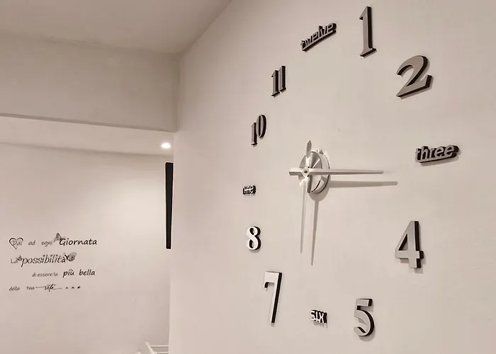 Eternal House * רומא